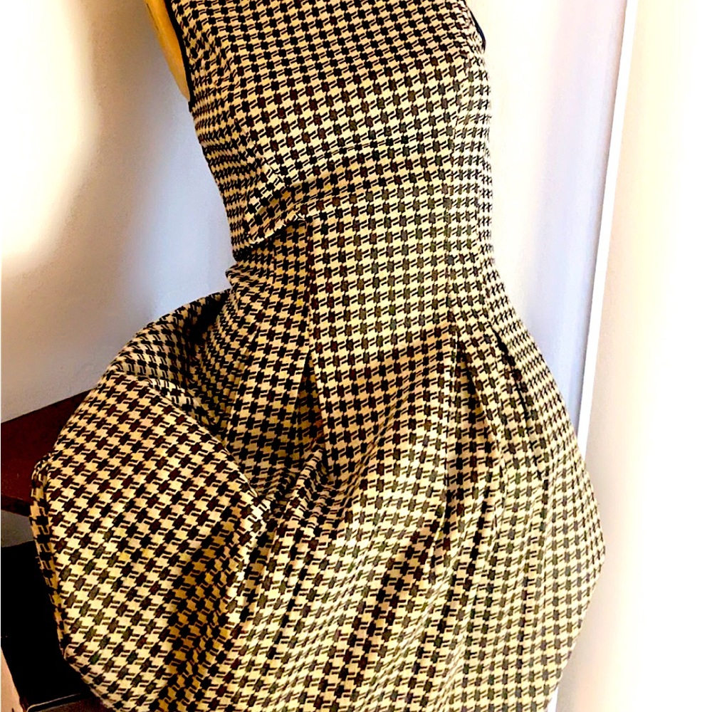 M.S.S.P. Dress NWT. mssp Max Studio 60’s style dress